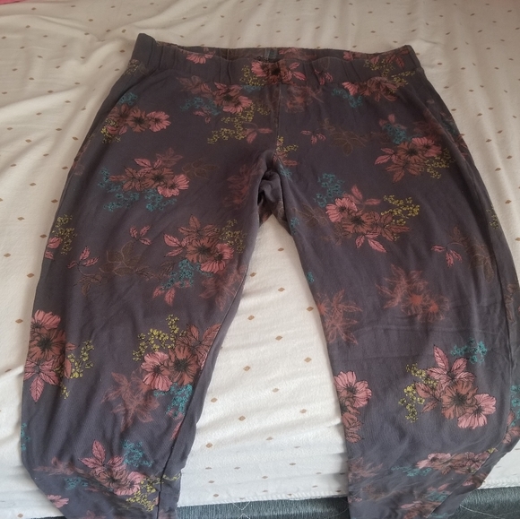 torrid Other - 2in Signture Waist Torrid Floral Autumn Leggings